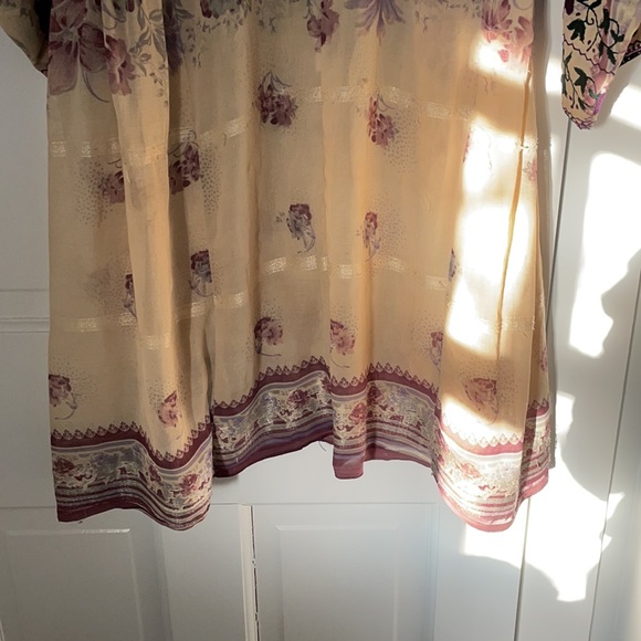 Vintage embroidered dress - Picture 6 of 8